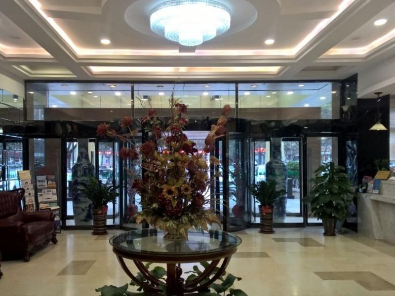 Greentree Inn Shandong Qingdao Zhengyang Road Jiajiayuan Shopping Center Business Hotel Exterior photo