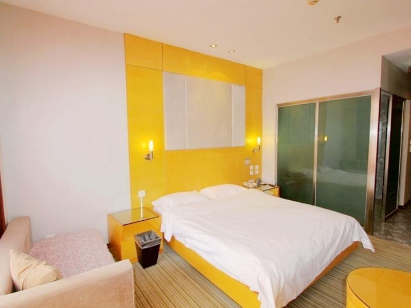 Greentree Inn Shandong Qingdao Zhengyang Road Jiajiayuan Shopping Center Business Hotel Exterior photo